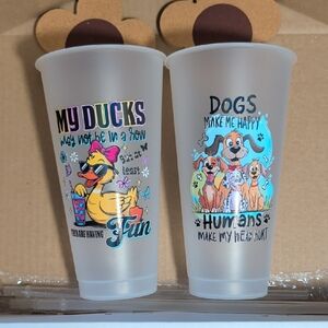 Fun Graphic Plastic Cups Set